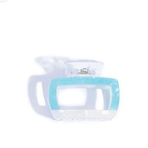 *NEW*  Paparazzi Blue and Clear Hair Clip

“Transparent Texture”